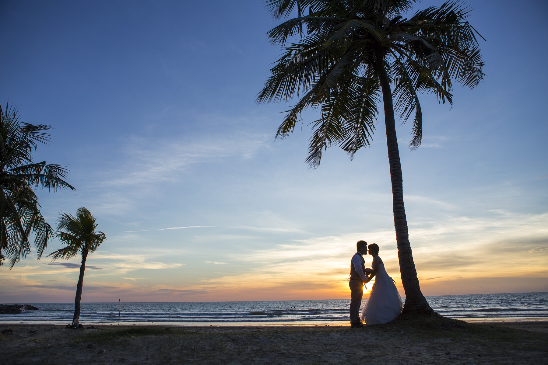 malaysia wedding borneo island kota kinabalu prewedding photoshooting resort resort wedding