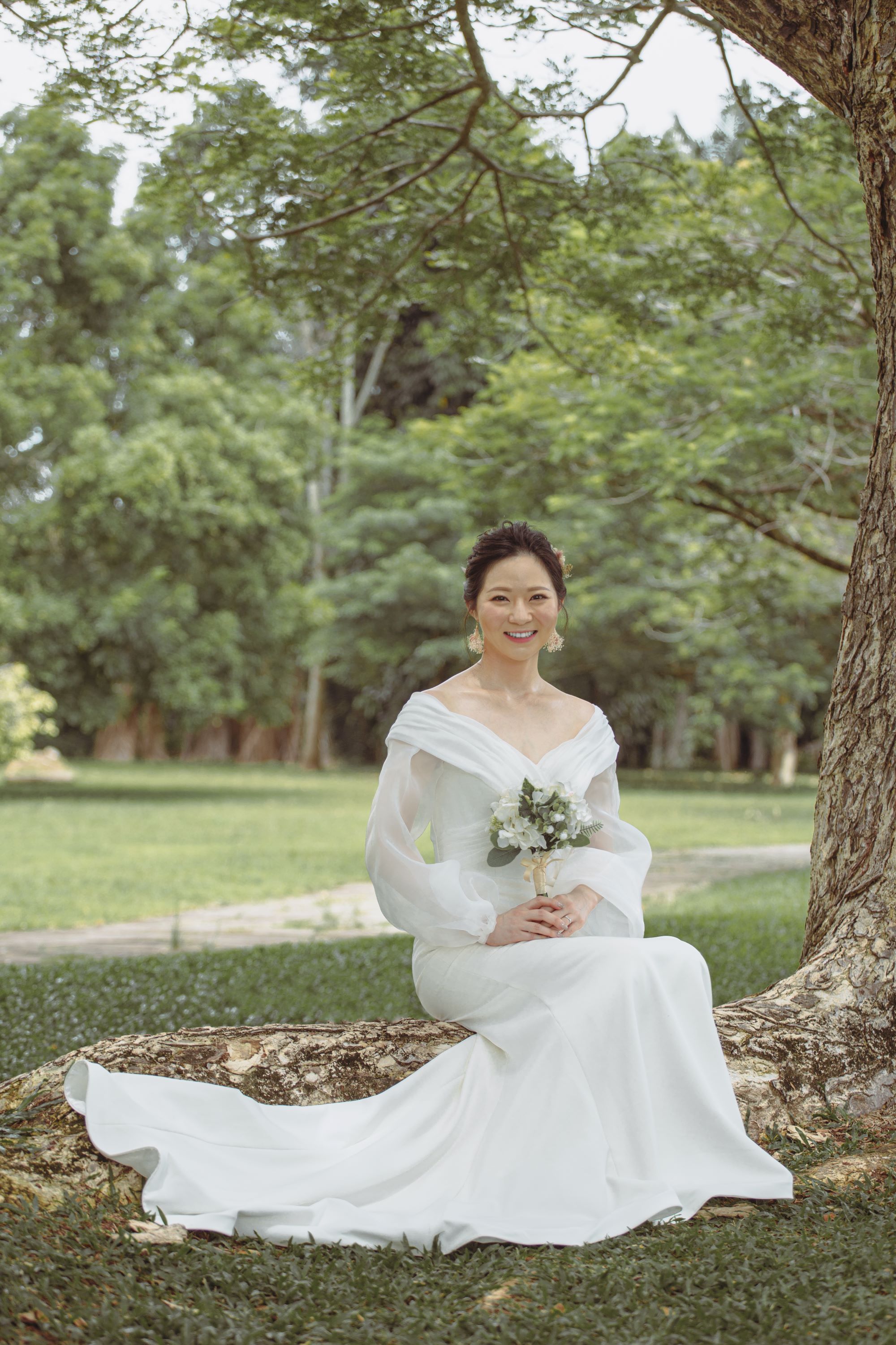 Malaysia, destination wedding, beach, beach wedding, resort hotel, island, prewedding photoshoot, kota Kinabalu, sabah, borneo, nature, Kinabalu mountain