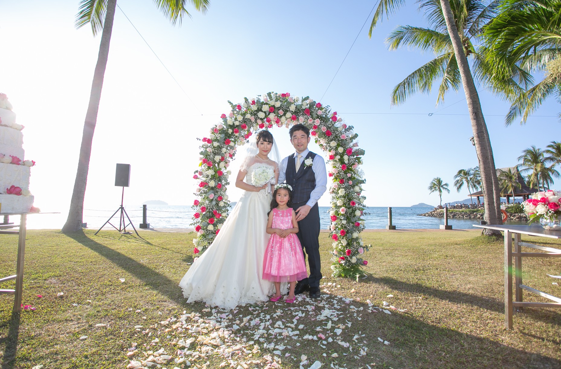 Malaysia, destination wedding, beach, beach wedding, resort hotel, island, prewedding photoshoot, kota kinabalu, sabah, borneo, nature, Kinabalu mountain, langkawi, langkawi island, distinationwedding
